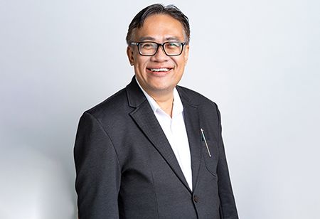 Balancing Business Sustainability and Stakeholder Expectations